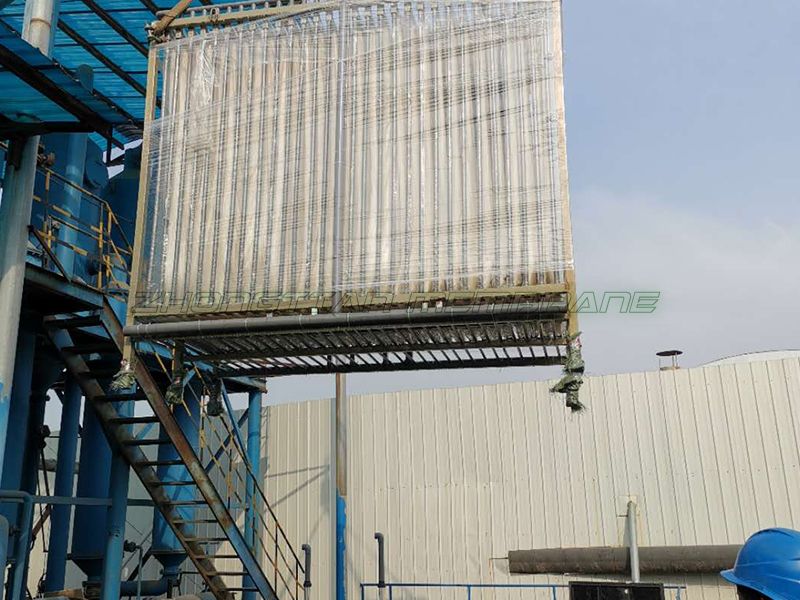 500噸高濃度化工廢水MBR膜組安裝現(xiàn)場（一）